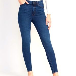 Old Navy 3-Sizes-in-1 Extra High Waisted Rockstar Super-Skinny Jeans NWT